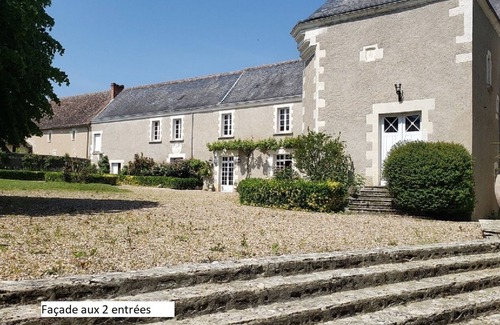 Buxeuil Maison | Propriété historique , avec piscine, proche Châteaux de la Loire et Futuroscope