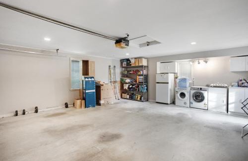 Point Chevalier Maison | Prosper Point Home with BBQ, Patio and Parking