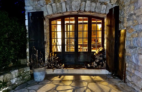 Saint-Cezaire-sur-Siagne Maison | Provence, Maison pour amoureux de la nature
