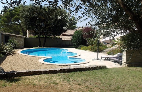 Vergeze Villa | Villa provençale avec piscine, proche de la mer, entre Camargue et Cévennes.