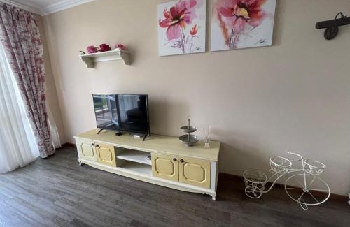 Chernomorets Appartement | Provence Deluxe Apartment in Atia Resort