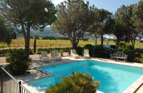 Gigondas Maison | En Provence située au milieu des vignes avec vue imprenable et piscine