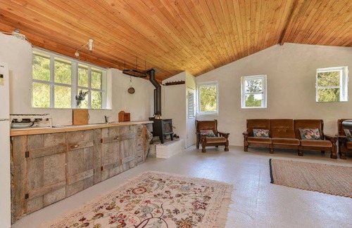 Solway Cottage | Provence Stone Cottage - Retraite de Wairarapa avec eau de source et énergie naturelle