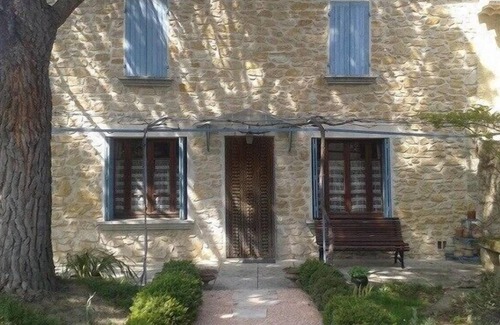 Orange Cottage | Provence, Maison en pierres, Terrasse et Jardin Ombragés