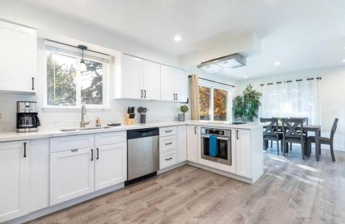 Cottonwood Heights Maison | Prvt Hot Tub Close to Resorts