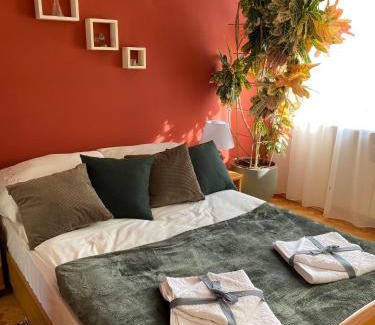 Kielce Villa | Przytulny Dom pod Jabłoniami przy Targach Kielce