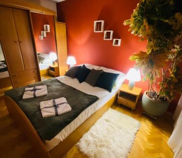 Kielce Villa | Przytulny Dom pod Jabłoniami przy Targach Kielce