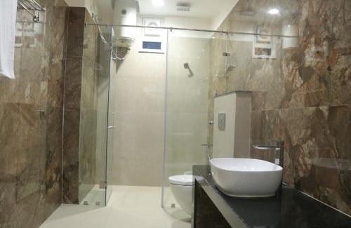 Una Hôtel | Pt Moolraj Residency