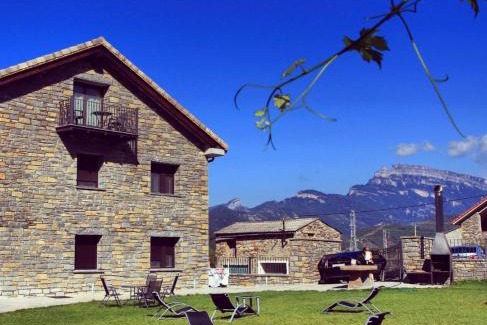 Laspuna Appartement | Puerta de Ordesa Garden