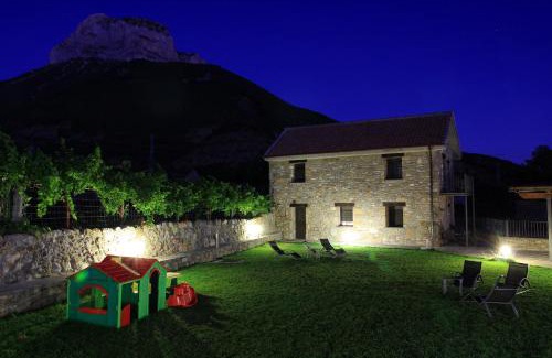 Laspuna Appartement | Puerta de Ordesa Garden