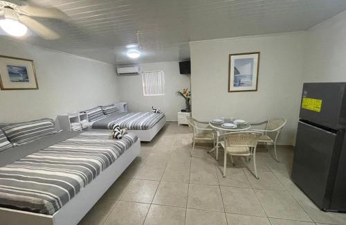 Oranjestad Appartement | Puerta Del Sol apt4- studio with pool-central location