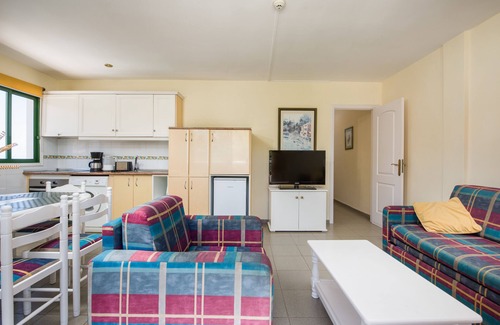 Puerto de la Cruz Appartement | Puerto de La Cruz Family Apartment, Heated Pool, Mountain Views, Fast Wi-Fi