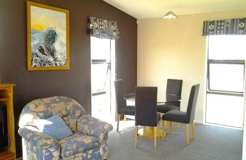 Matarangi Maison | Puka Bach - Matarangi Holiday Home