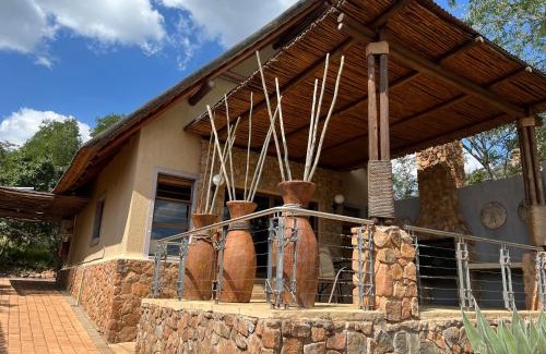Bela-Bela Chalet De Ski | Pumula Bush Chalet