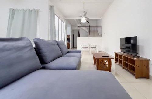 Bandar Puncak Alam Maison | Puncak Alam 3 Bdroom, Eco Grandeur, Uitm, Netflix