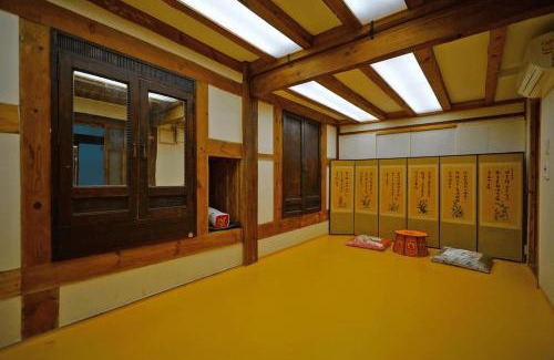 Jeonju Maison | Pungryuheon Hanok private house