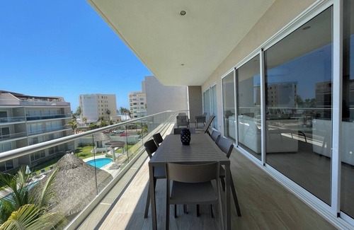 Puente del Mar Appartement | Punta Arena - Beach - Pool - WiFi - Jacuzzi