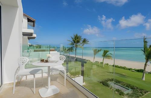 Cap Cana Marina Appartement | Punta Palmera Beach Front and pool views Cap Cana