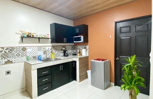 San Antonio de Belen Appartement | Pura vida apartment. 5 min from airport