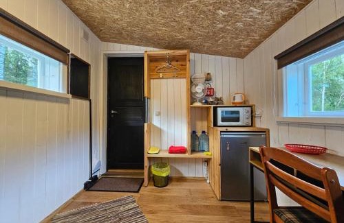 Elva Autre | Purde Camp Cabin
