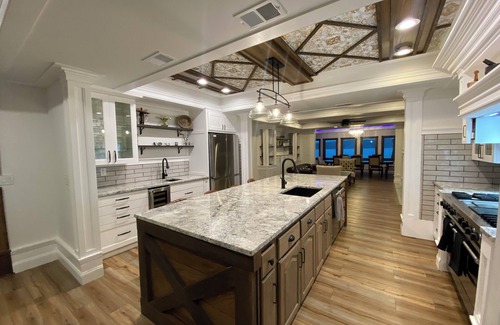 Newaygo Maison | Pure Michigan! Roamer's Inn on Hess Lake