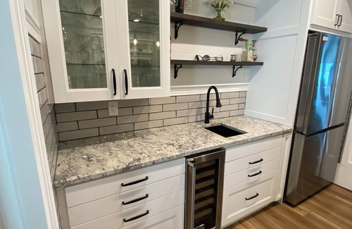 Newaygo Maison | Pure Michigan! Roamer's Inn on Hess Lake