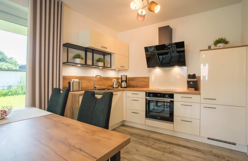 Wangerland Appartement | Pure North Sea flair: relaxation in the 'Lüttje Parl' vacation apartment in Hooksiel