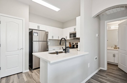 Desert View Village Appartement | Pure Suites Ascent 1 Bed Gym Pool