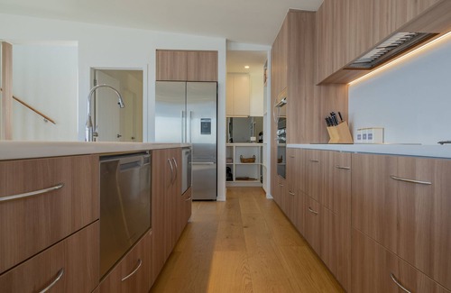 Tairua Maison | Purepure - Tairua Holiday Home