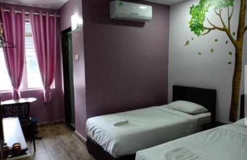 Teluk Panglima Garang Maison | Purple Dream Home