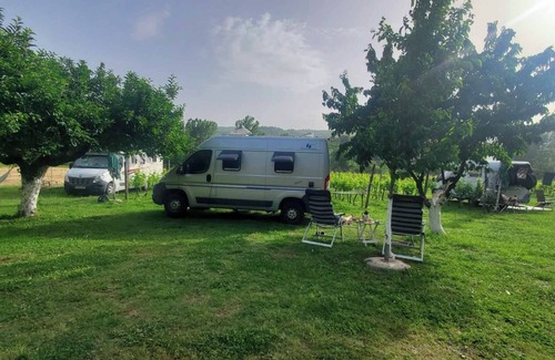 Pricelje Location De VR | Purple Eye Estate - Camp & Winery (Jokaš)