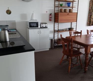 Katikati Maison | Purple Hen Country Lodge