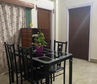 Gauhati Appartement | Purple Orchid