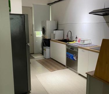 Batu Arang Maison | Puteri Elaisha Homestay
