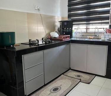 Durian Tunggal Maison | Puteri Homestay Melaka