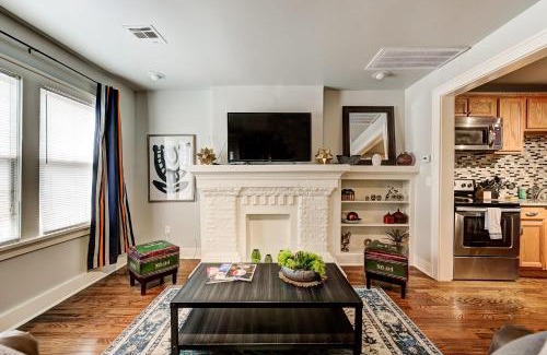 Central Oklahoma City Maison | Putnam Pad-2 in 1 listing quiet neighborhood