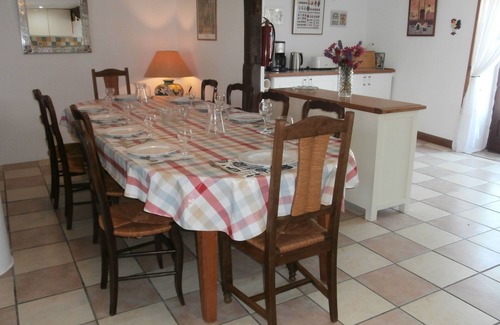 Saint-Pierre-du-Chemin Cottage | Situé dans la belle Vendée, à seulement cinq minutes à pied du village.