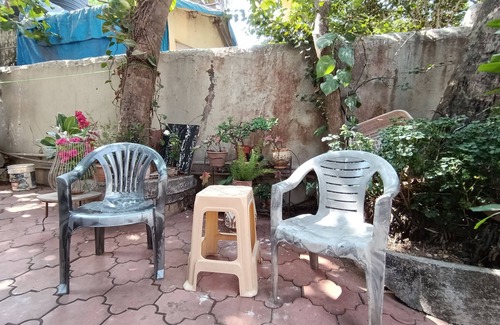 Mahim Maison | Pvt AC room + Seafacing + Garden + Luxury finish furniture and fitments, Mumbai