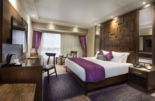 Al Duqqi Hôtel | Pyramisa Suites Hotel Cairo