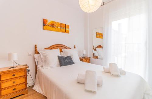 Abena Appartement | Pyrenees Escape with Terrace and BBQ