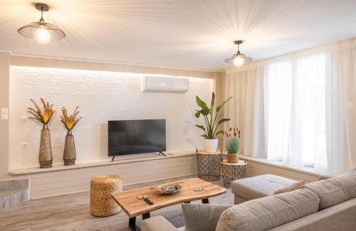 Pythagorion Appartement | Pythagoreio Blue Street Apartment with Terrace