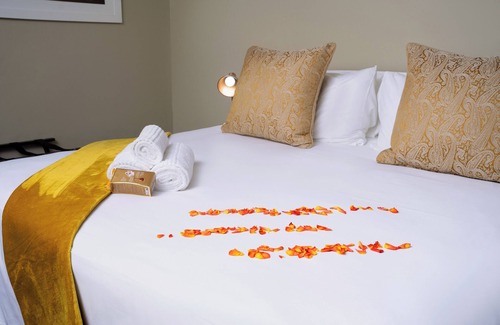 Evander Hôtel | Q's Evander Hotel and Apartment