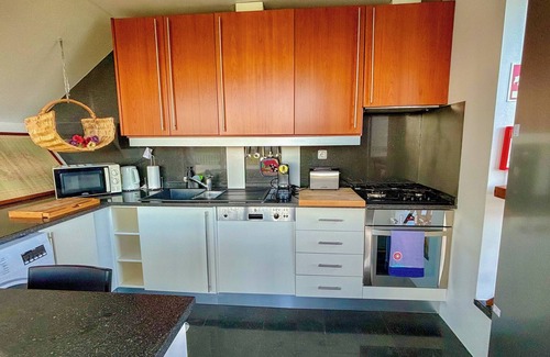Angra do Heroismo Copropriété | QMc - Apartamento Condomínio Privado - Alojamento Local Certificado Nº1435