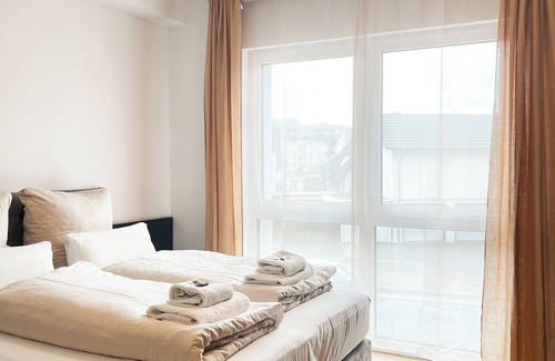Detmold Hôtel | Qonroom - Detmold - Shared kitchen - Grill - App1