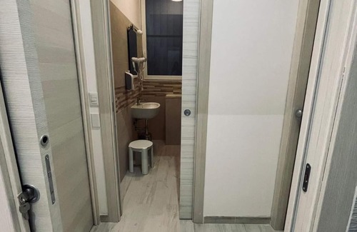 Quarto Cagnino Appartement | Quadruple Room with Wi-Fi and Air Conditioning