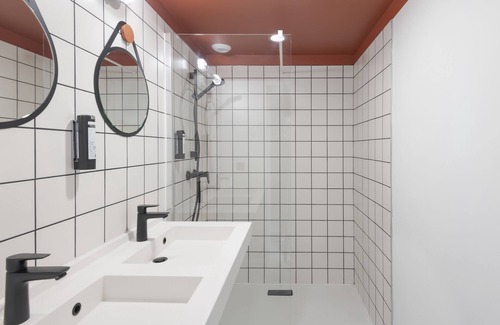 Tourcoing Hôtel | Quai Central