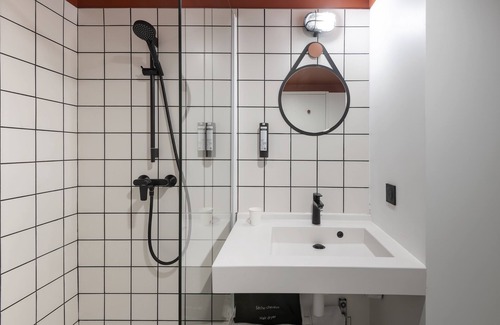 Tourcoing Hôtel | Quai Central