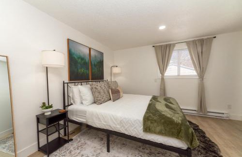 Spokane Maison | Quaint 1 BD 1 BTH Guest Home Minutes from Gonzaga