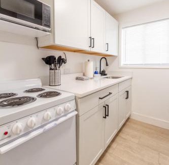 Spokane Maison | Quaint 1 BD 1 BTH Guest Home Minutes from Gonzaga