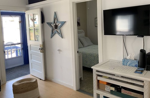 Southern Coast Cabine | Quaint 2-Bedroom Cottage